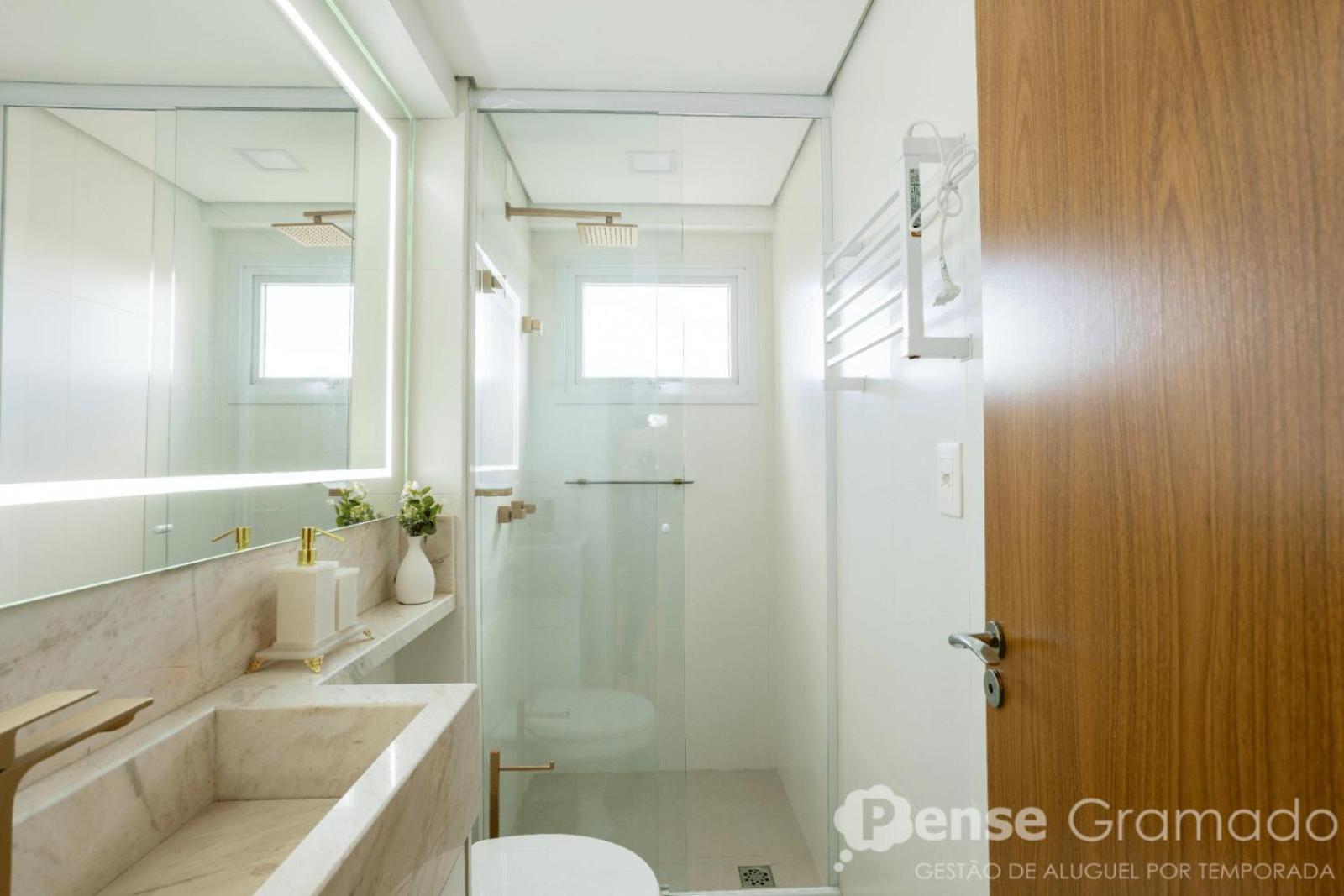 Apartamento 2 Suites - 650M Da Rua Coberta 格拉玛多 外观 照片